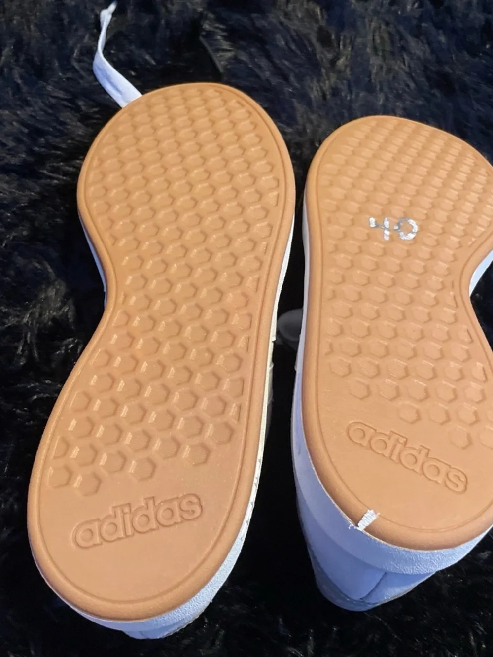 adidas lace stripe versatile